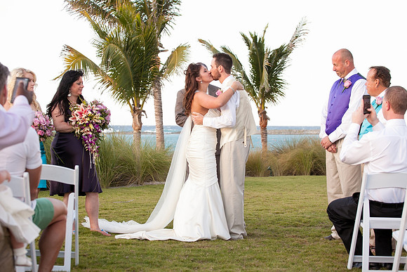 Bahamas Wedding Photographer